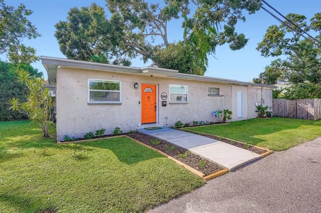 2819 15th Avenue N, ST PETERSBURG