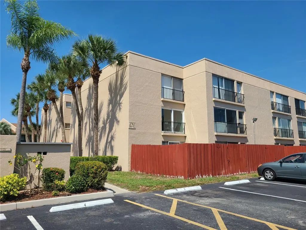 2763 Woodgate Lane 207, SARASOTA