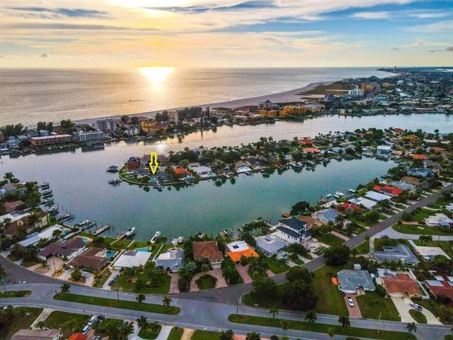 10103 Tarpon Drive, TREASURE ISLAND