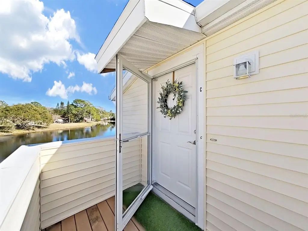 129 Camphor Circle C, OLDSMAR