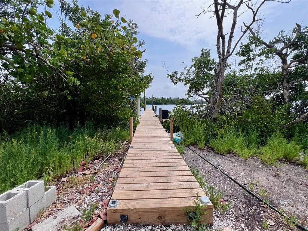 Gulf Shores Realty: 5 8c823e01de11f0bd4340d467b95a47f8 l