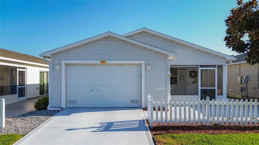 2301 Whisper Street, THE VILLAGES