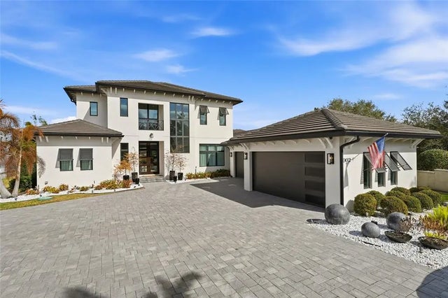 1002 Down Reserve Court, WINDERMERE