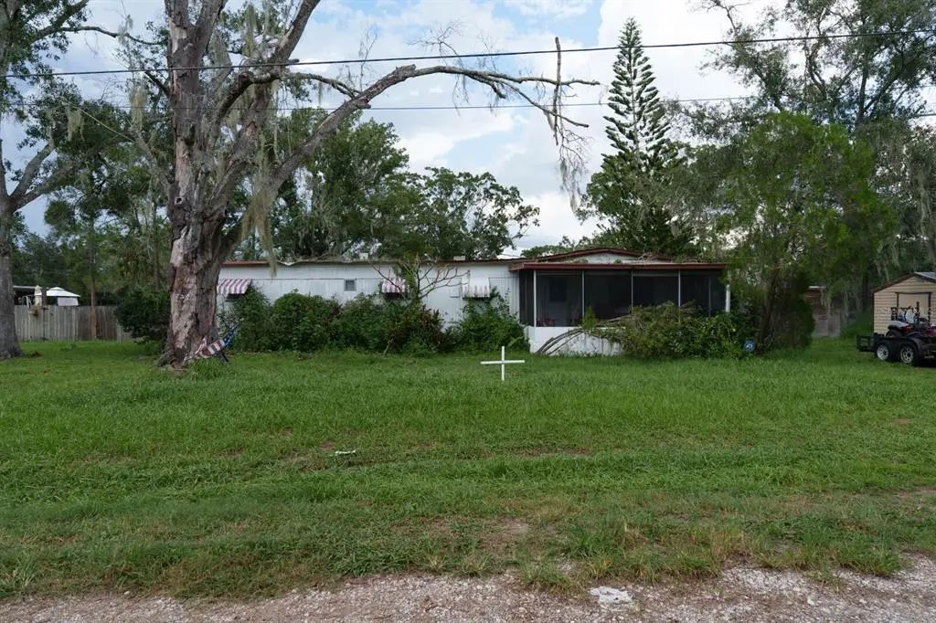 1005 Grandaddy Lane, LUTZ
