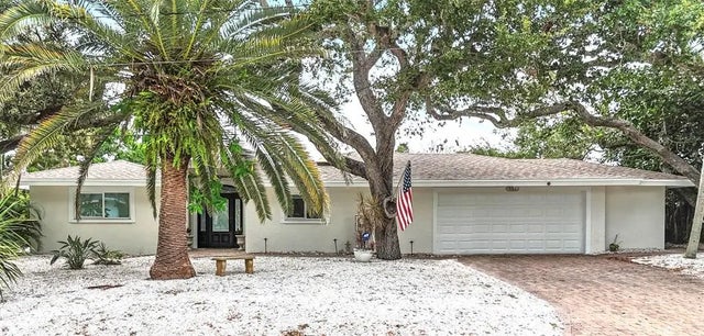 951 Contento St., SIESTA KEY