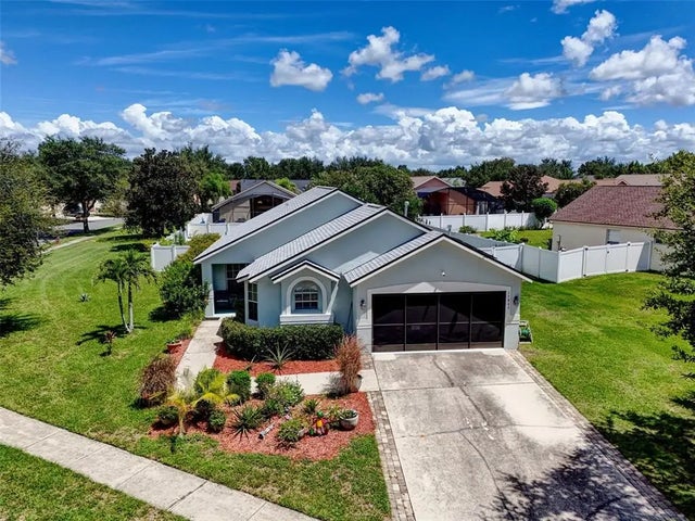15842 Robin Hill Loop, CLERMONT