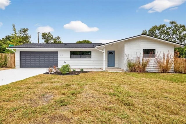 1802 Oak Park Drive S, CLEARWATER