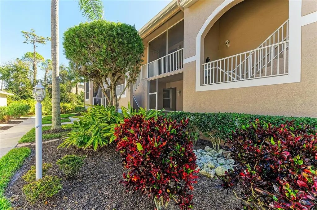5350 Hyland Hills Avenue 2512, SARASOTA