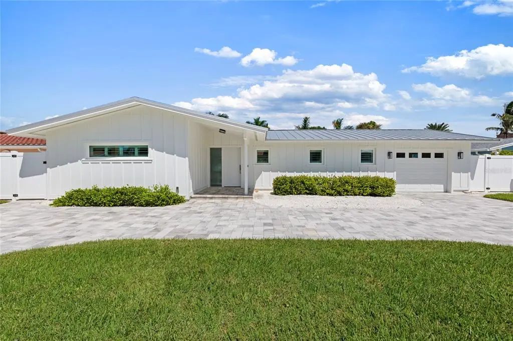 113 17th Street, BELLEAIR BEACH