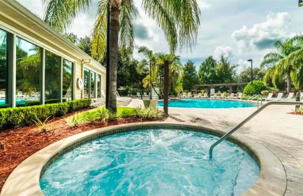 5364 Diplomat Ct view 31