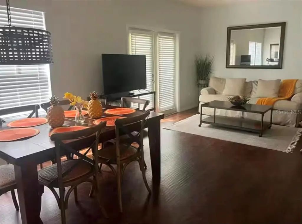 5364 Diplomat Ct view 8
