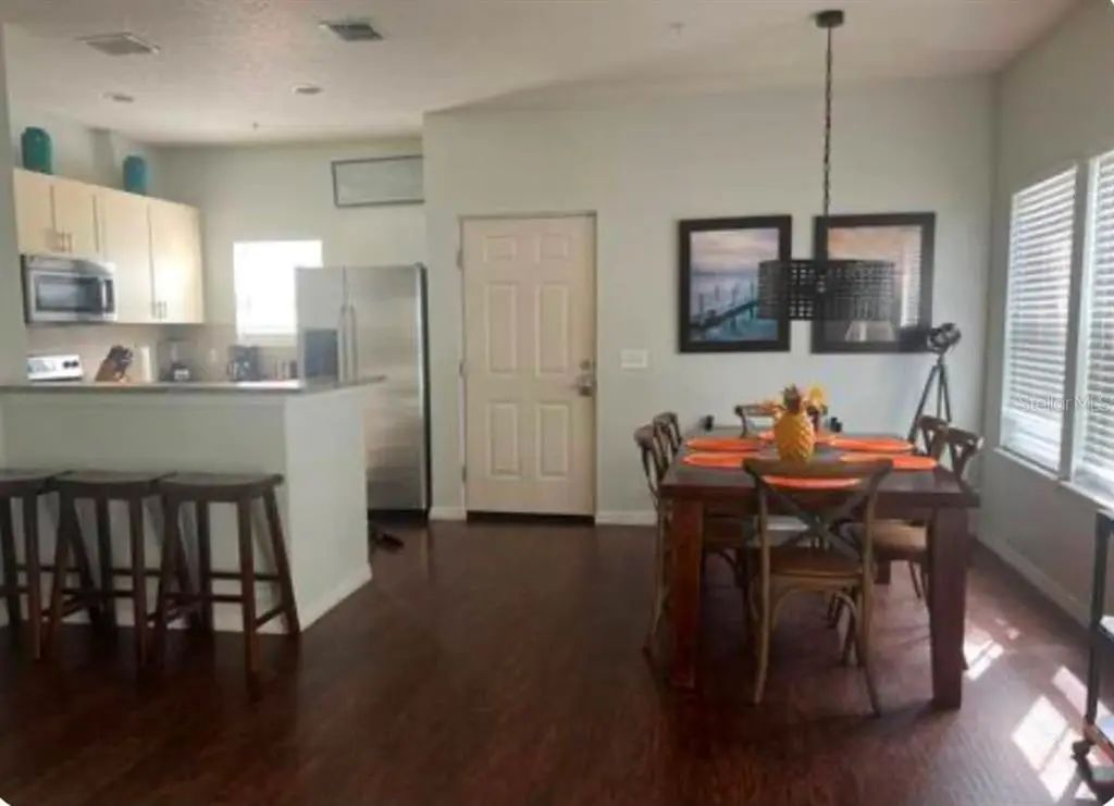 5364 Diplomat Ct view 9