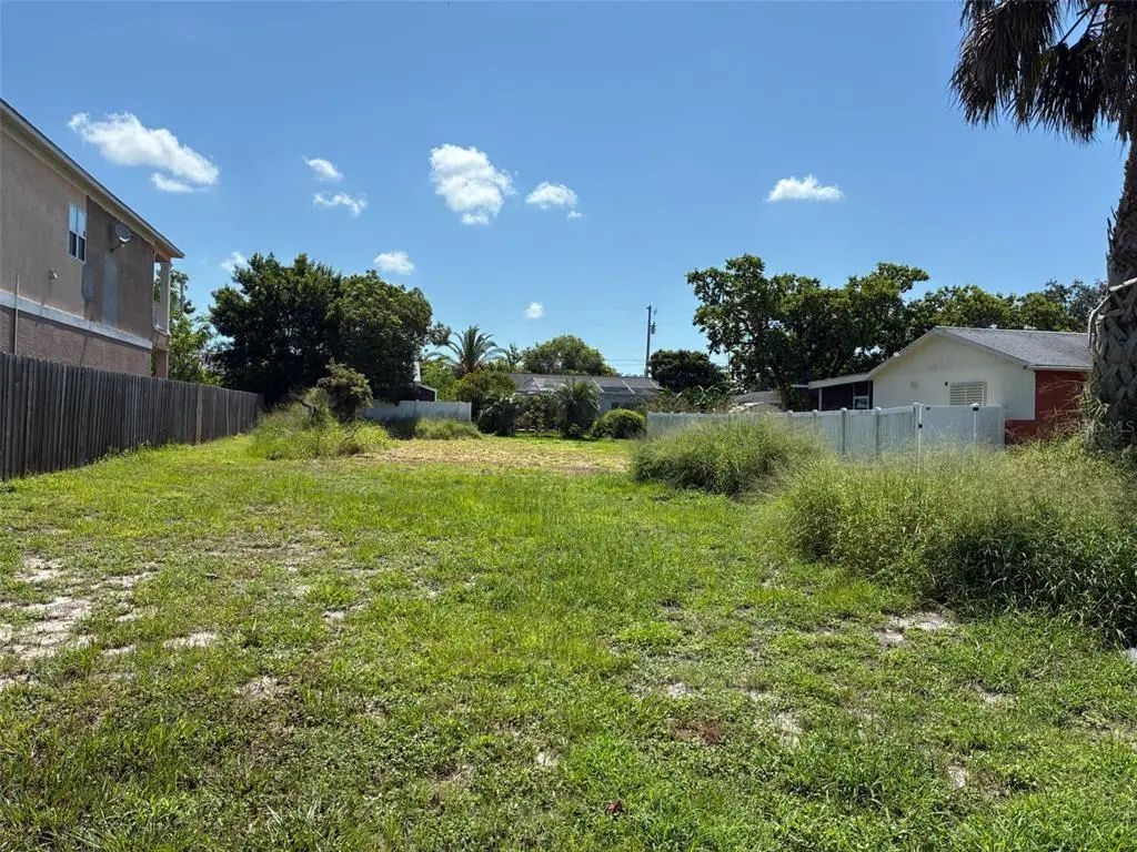 Sea Pines Unit 1 Pb 8 Pg 149 Lot 46, HUDSON