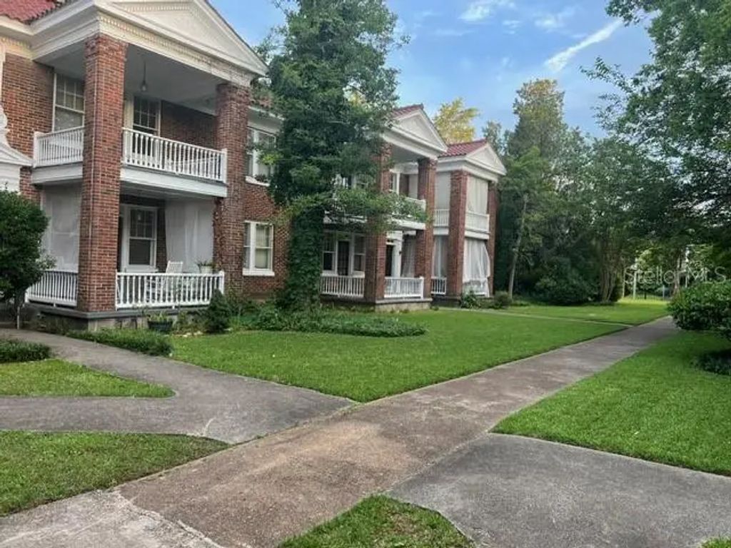 1975 Vineville Ave D1, MACON