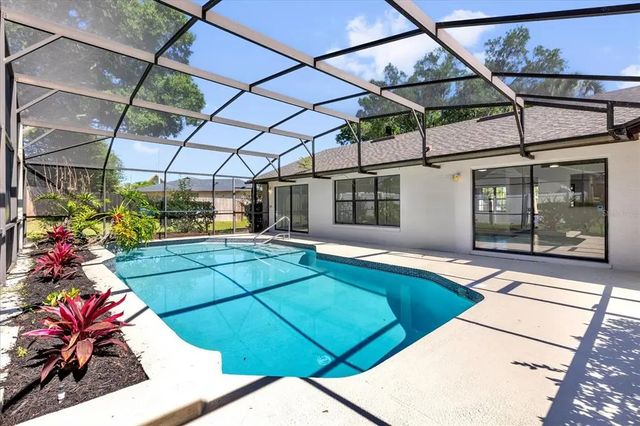 9011 Chapman Oak Court, WINDERMERE