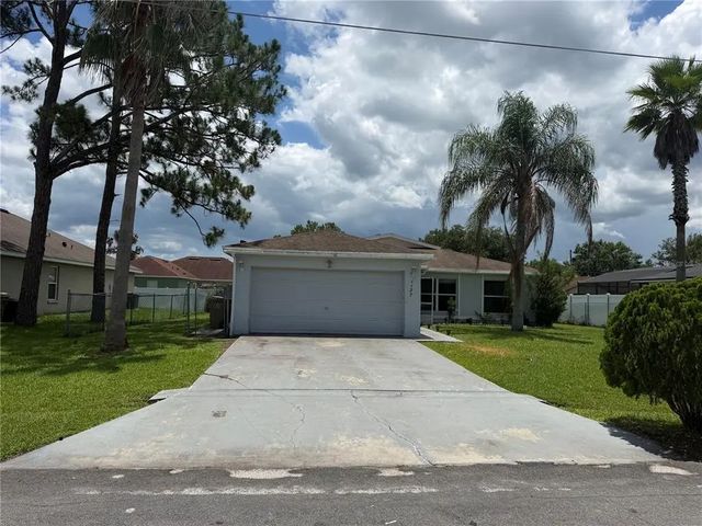 1127 Gardanne Court, KISSIMMEE