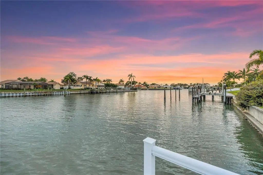 4114 42nd Avenue S, ST PETERSBURG