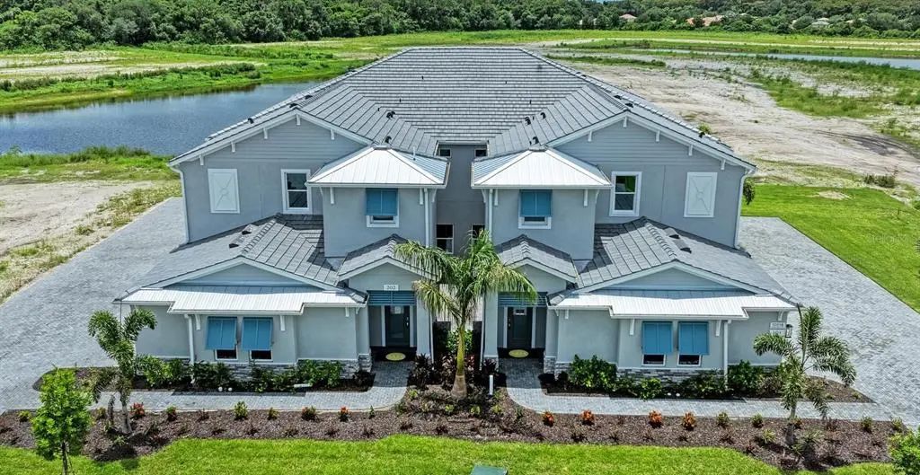 10016 Rembrandt Way 201, BRADENTON
