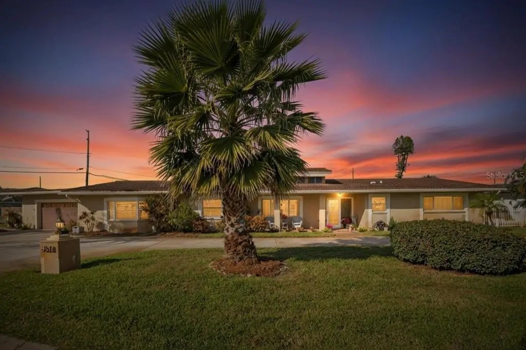 6518 Debbie Lane S, ST PETERSBURG