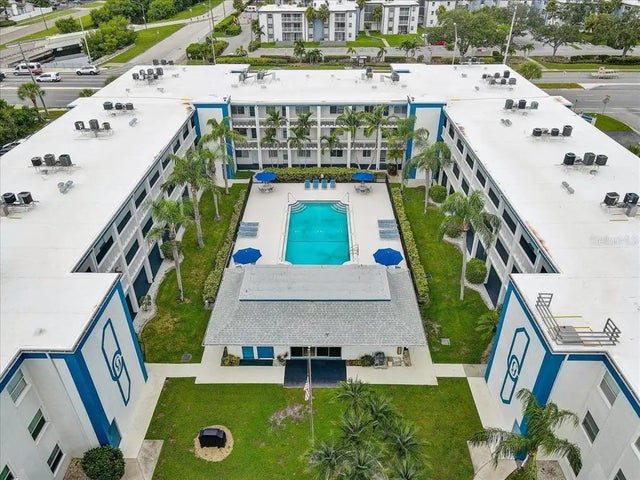 350 79th Avenue N 204, ST PETERSBURG