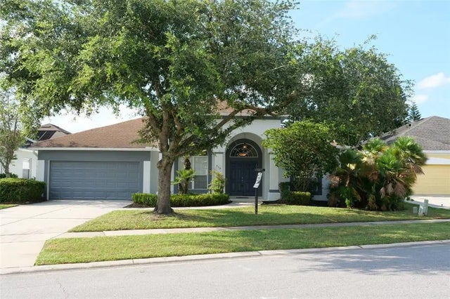 519 Lakescape Court, ORLANDO