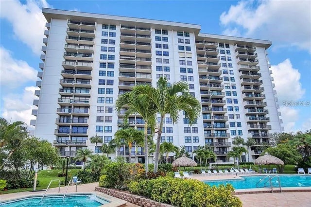 400 Island Way 210, CLEARWATER