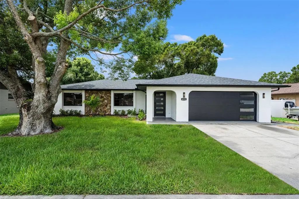 6111 18th Street, ZEPHYRHILLS