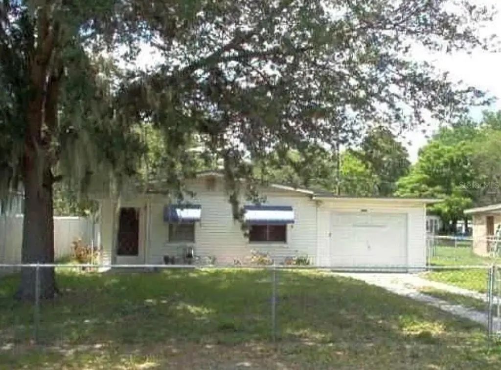 2607 Smithtown Drive, LAKELAND