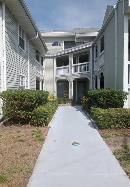 6932 Stones Throw Circle N 7101, ST PETERSBURG