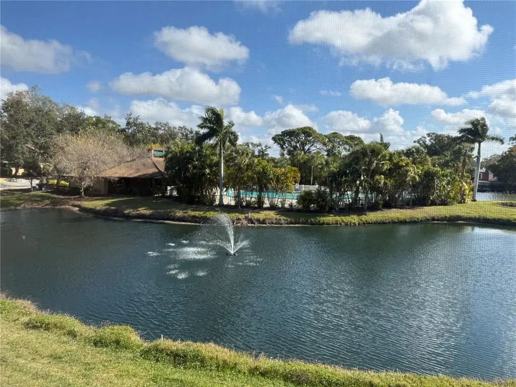 5525 Ashton Lake Drive 5525, SARASOTA