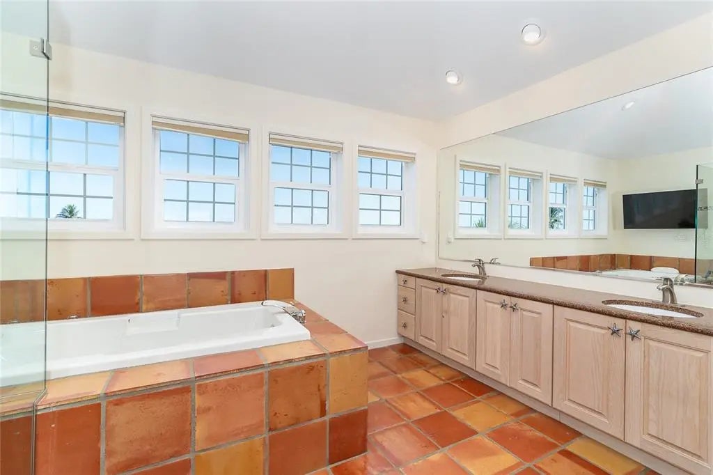 Gulf Shores Realty: 42 627da2e617da38e31a58aec5b3e7eb04 l