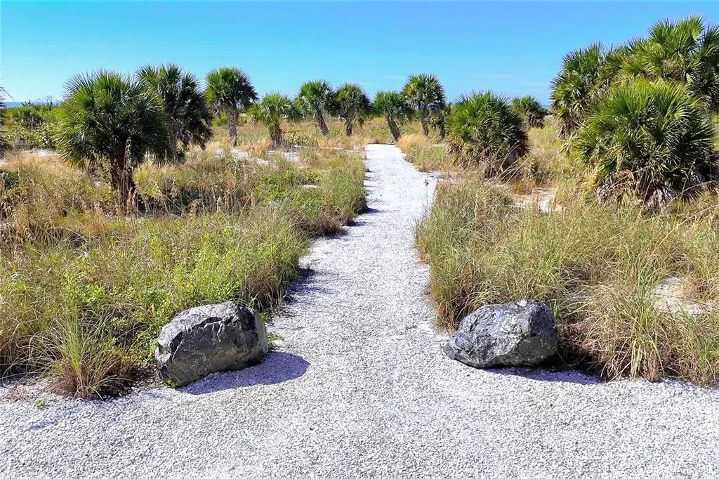 Gulf Shores Realty: 57 5a5464e4e2e9bccd473bebd05308ae81 l