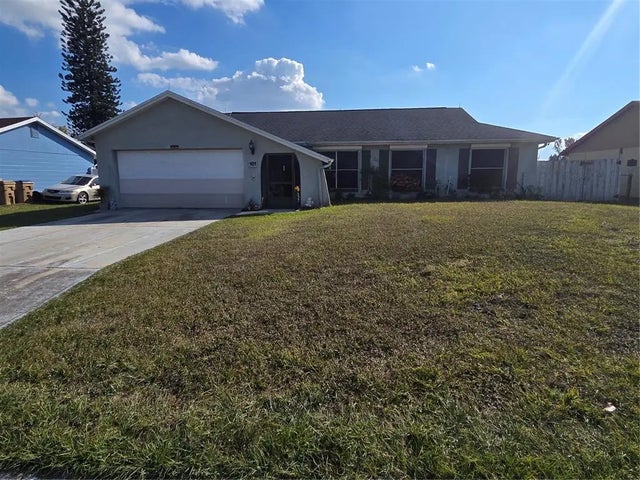 101 W Cedarwood Circle, KISSIMMEE