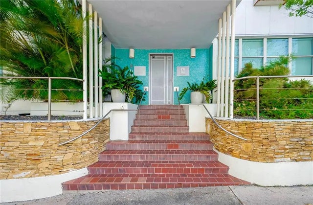 609 Miramar Avenue 102, SAN JUAN