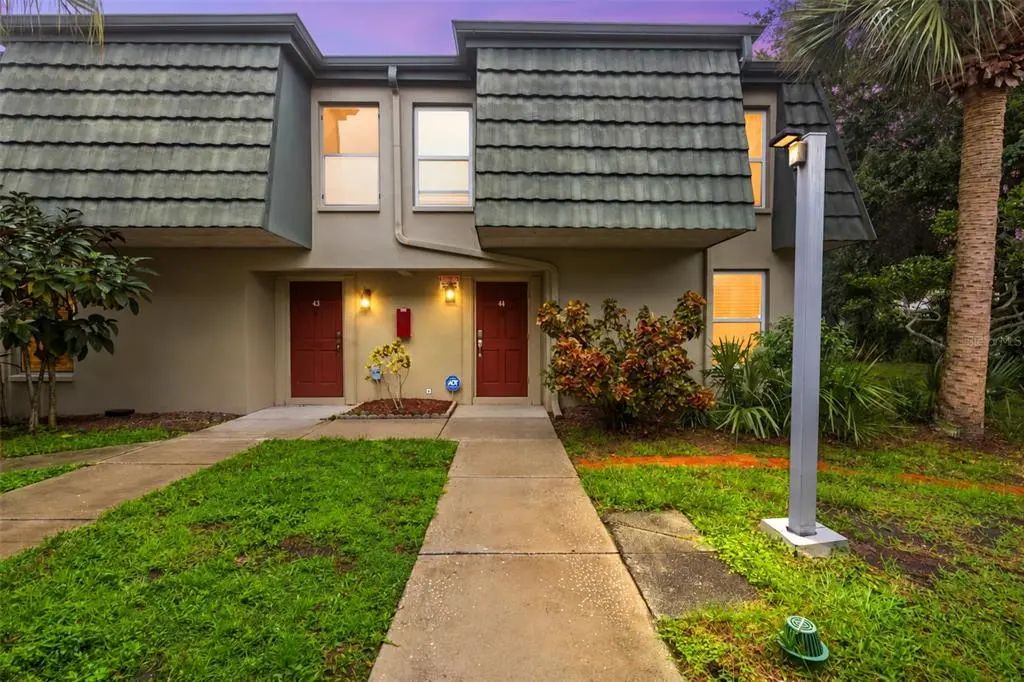 1799 N Highland Avenue 44, CLEARWATER