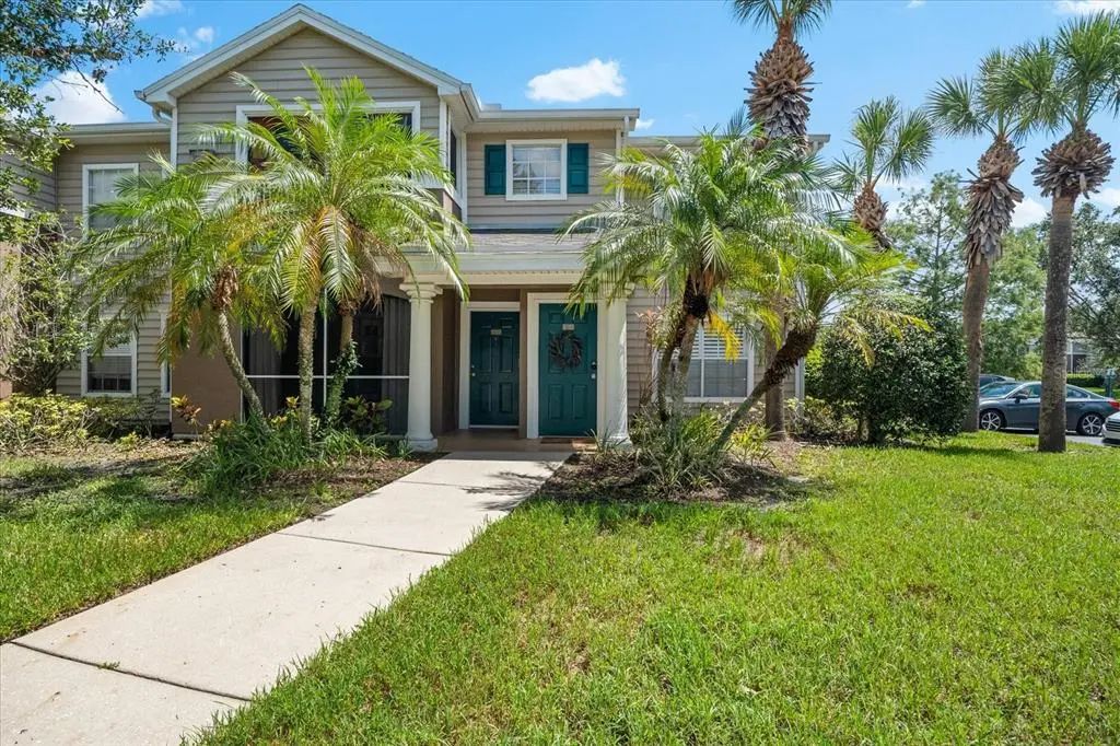 8933 Manor Loop 204, LAKEWOOD RANCH