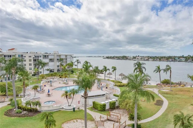 6021 Bahia Del Mar Circle 540, ST PETERSBURG