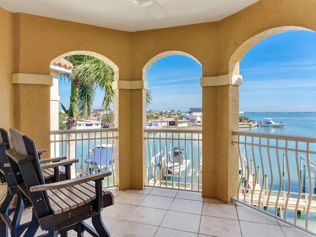 5353 Gulf Boulevard B202, ST PETE BEACH