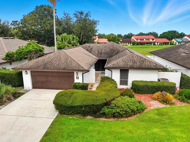 11 Abbey Court, HAINES CITY