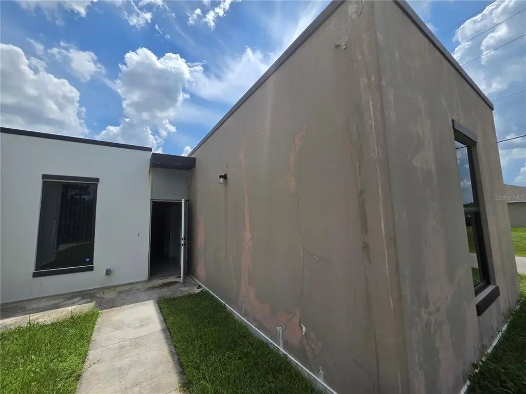 3515 75th Street W, LEHIGH ACRES
