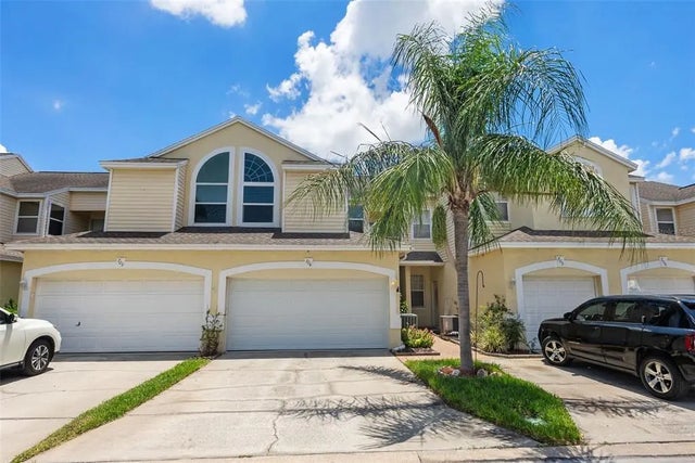 1050 Starkey Road 704, LARGO