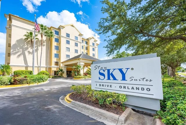 7601 Canada Avenue 215, ORLANDO