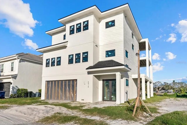 6924 Bochi Circle, SARASOTA