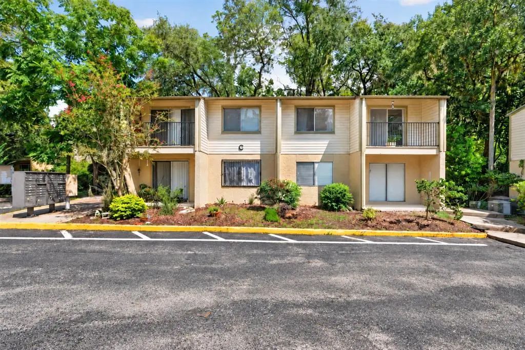 1015 Sw 9th Street C24, GAINESVILLE