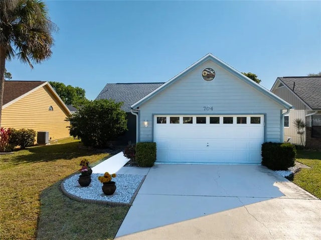 704 Sky Tree Court, NEW SMYRNA BEACH