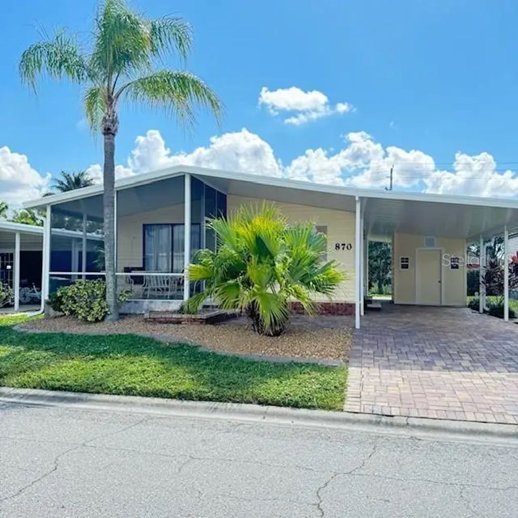 2100 Kings Highway 870, PORT CHARLOTTE