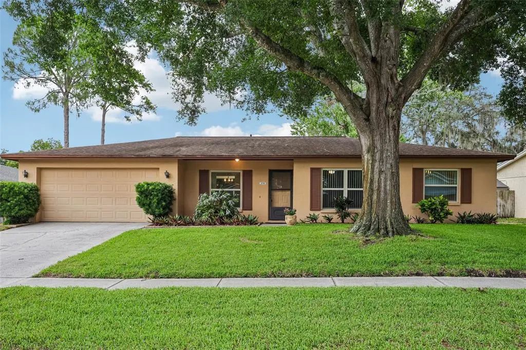 3718 Sand Pebble Drive, VALRICO