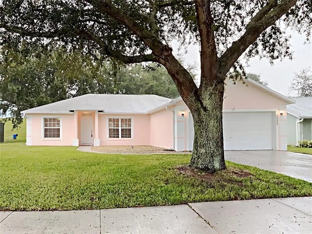 1064 Scenic View Circle, MINNEOLA