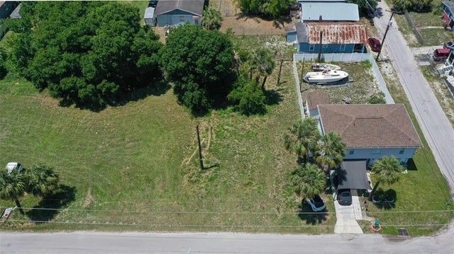 2614 E 10th Avenue, TAMPA