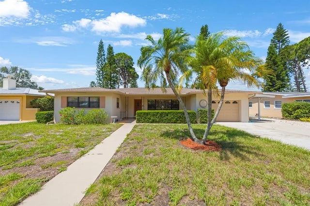 1305 Marion Drive S, ST PETERSBURG